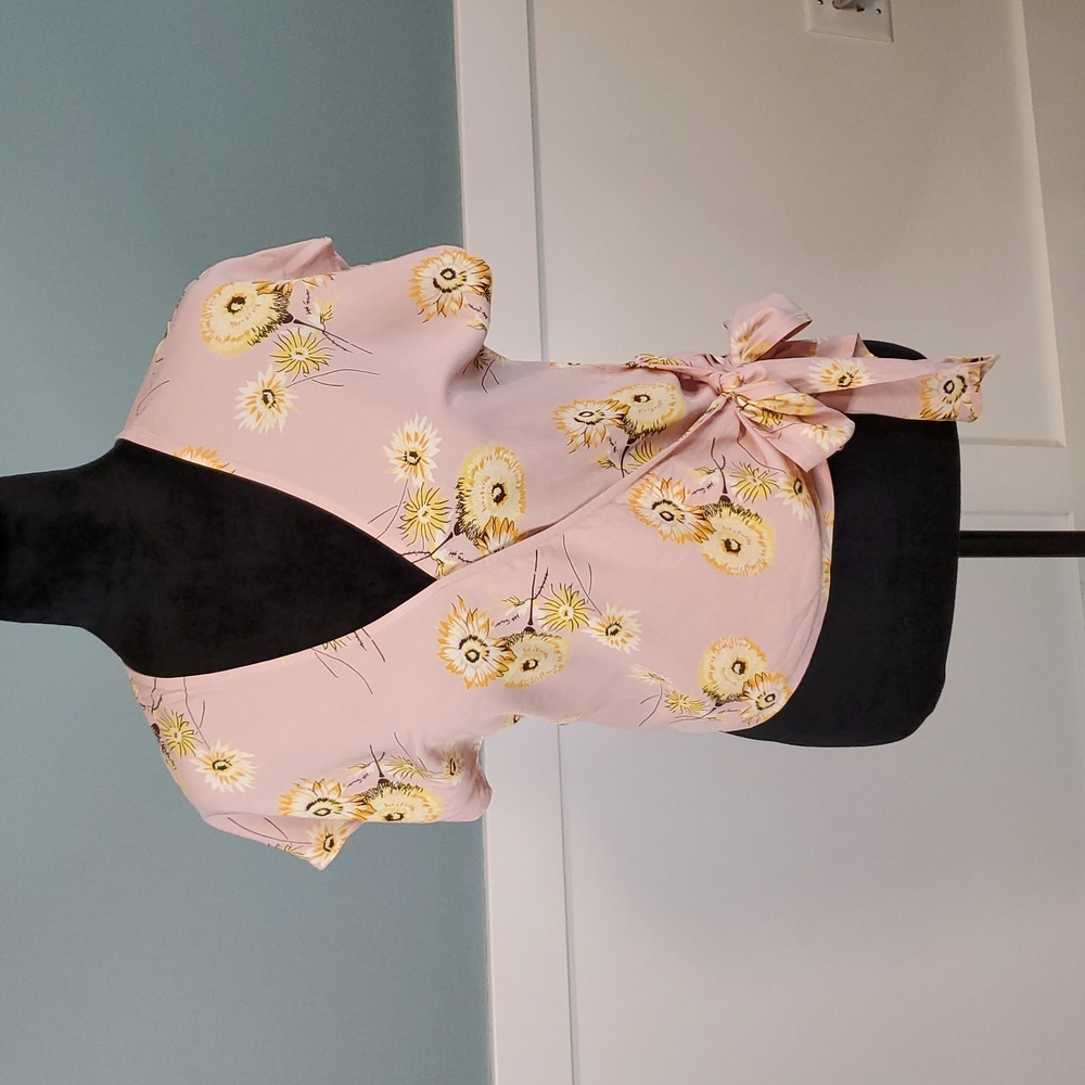 Madewell Blush Pink Floral Wrap Top XS - Picture 2 of 12